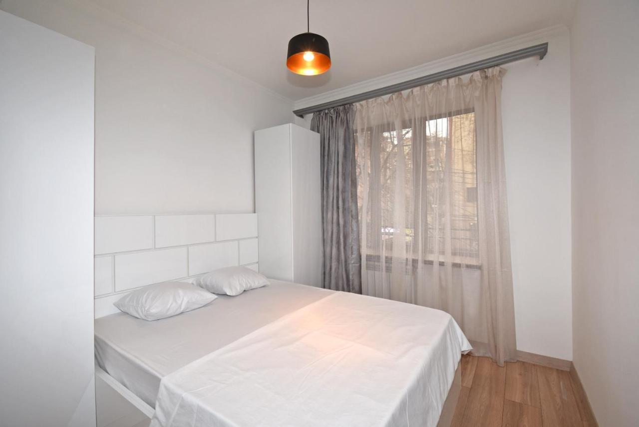 19Tumanyan Excellent Apartment In The Centre Of Capital Yerevan Ngoại thất bức ảnh